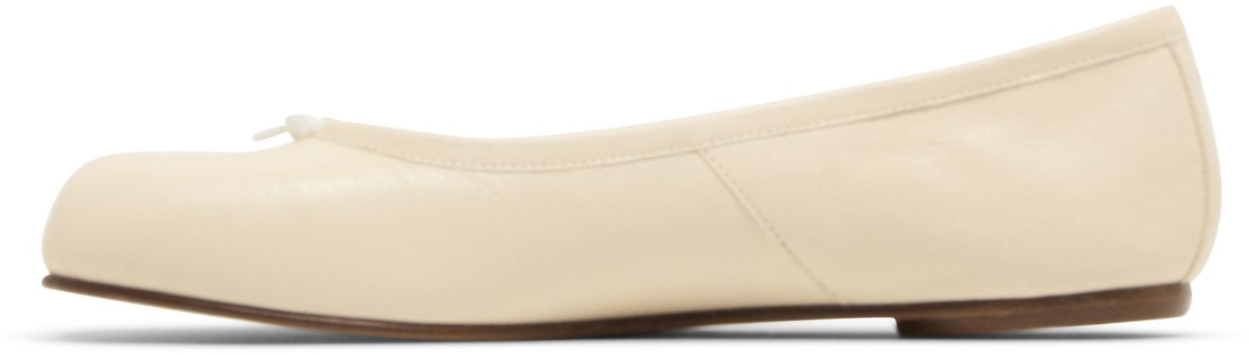 (W) Maison Margiela Tabi Beige 'Flat Ballet Chic' Kasut Perempuan S58WZ0042P3753T1003 Lookbook (W) Maison Margiela Tabi Beige 'Flat Ballet Chic' Kasut Perempuan S58WZ0042P3753T1003