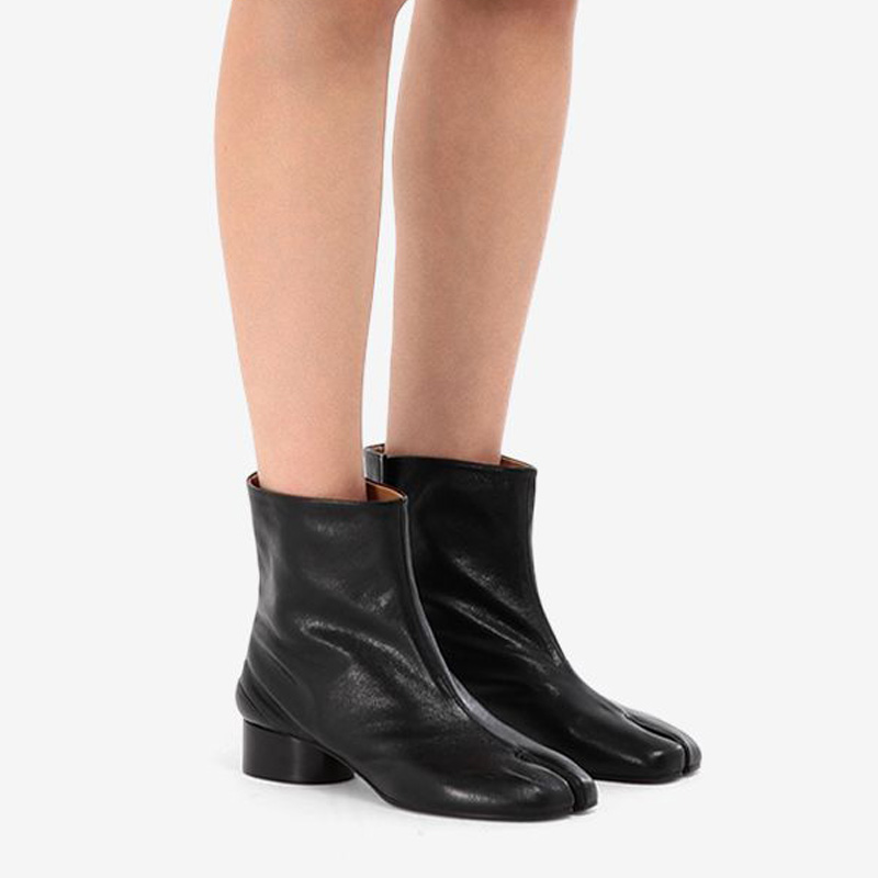 Details for (Women) Maison Margiela Tabi Boot 'Black' S58WU0273-P3753-T8013