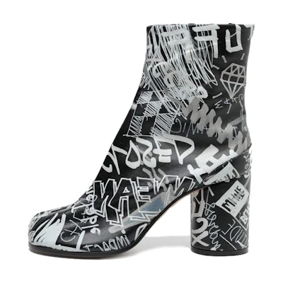 (W) Maison Margiela Tabi Boots 'Cracked Black'