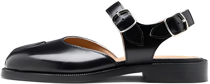 maison-margiela-tabi-buckled-sandal-black-women