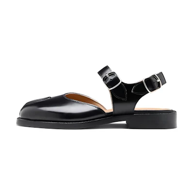(W) Maison Margiela Tabi Buckled Sandal 'Black'