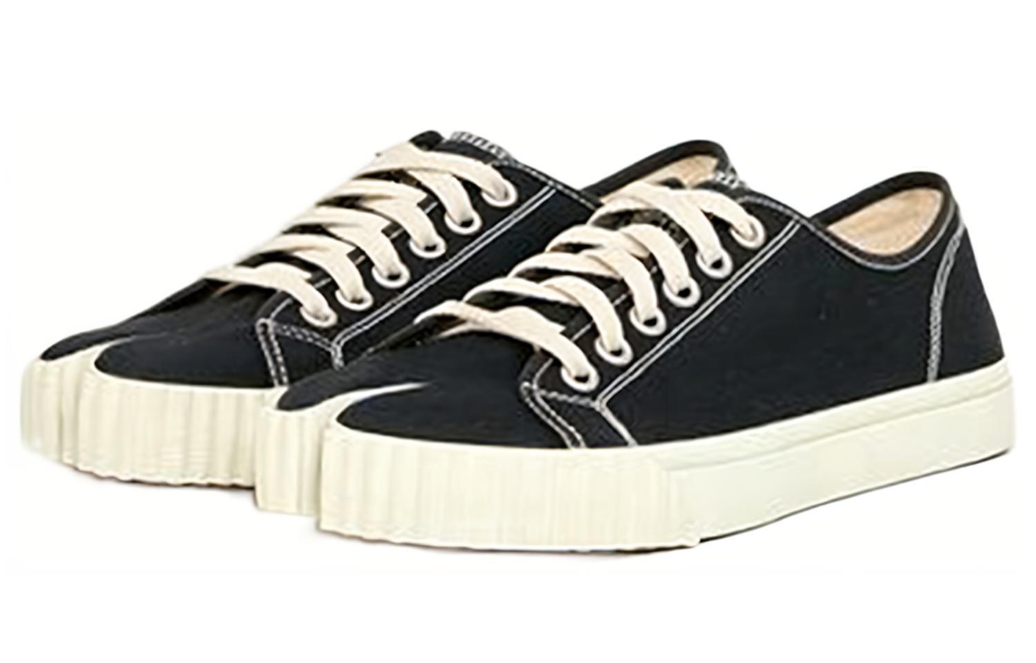 Lookbook (W) Maison Margiela Tabi Canvas Low 'Black Fashion Strap' Hitam dengan Tali Fashion S58WS0193P4291H0958