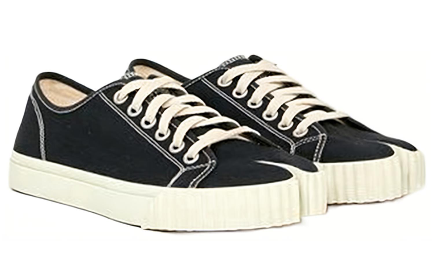 Shop (W) Maison Margiela Tabi Canvas Low 'Black Fashion Strap' Hitam dengan Tali Fashion S58WS0193P4291H0958