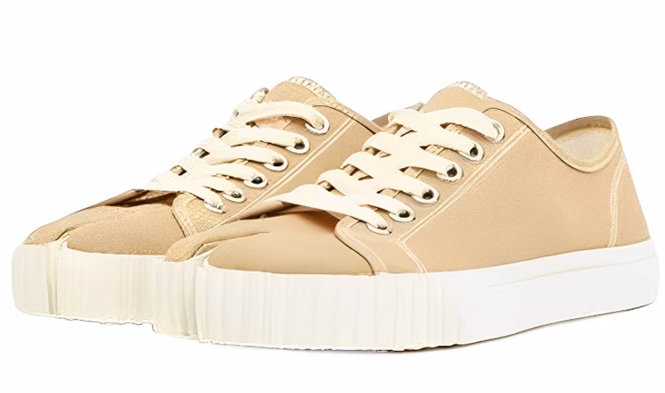 women-maison-margiela-tabi-canvas-low-champagne-s58-ws-0193-p4291-t2086