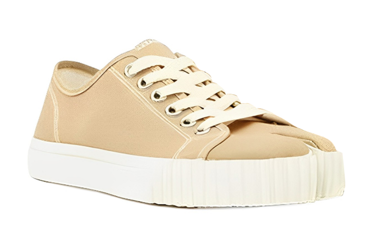 Lookbook (Women) Maison Margiela Tabi Canvas Low 'Champagne' S58WS0193P4291T2086