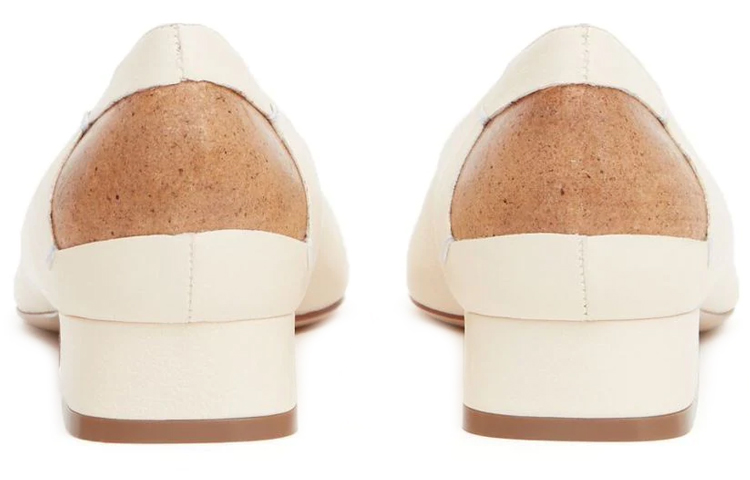 Shop Maison Margiela梅森馬吉拉 皮革 套腳方頭 平底鞋 女款 白色
