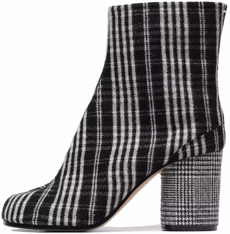 women-maison-margiela-tabi-high-top-black-stripes-s58-wu-0260-p3606-h8305