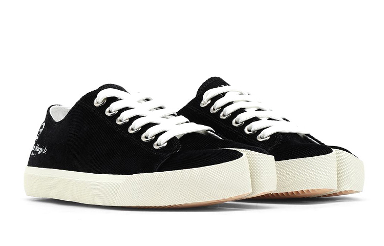 Lookbook (W) Maison Margiela Tabi Hoog ''Fluweel Zwart Wit'' S58WS0110P3608T8013
