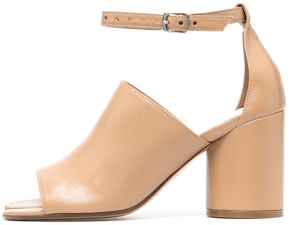 women-maison-margiela-tabi-leather-light-brown-buckle-peep-toe-fashion-sandal-s58-wp-0235-pr-869-t4091