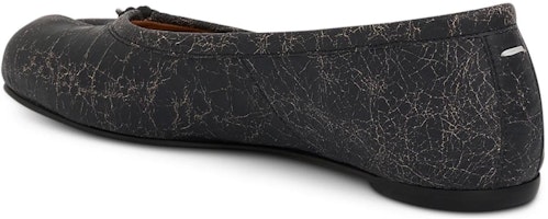 Maison Margiela Tabi 皮革裂痕復古平底鞋 女款 黑色 Purchase Maison Margiela Tabi 皮革裂痕復古平底鞋 女款 黑色