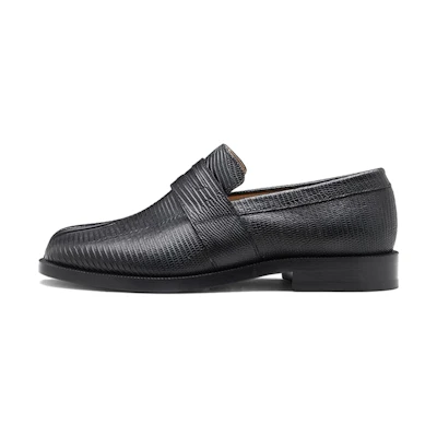 (W) Maison Margiela Tabi Loafer 'Black Lizard Emboss'