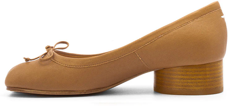 women-maison-margiela-tabi-low-heeled-brown-s58-wz-0044-p3753-t4091