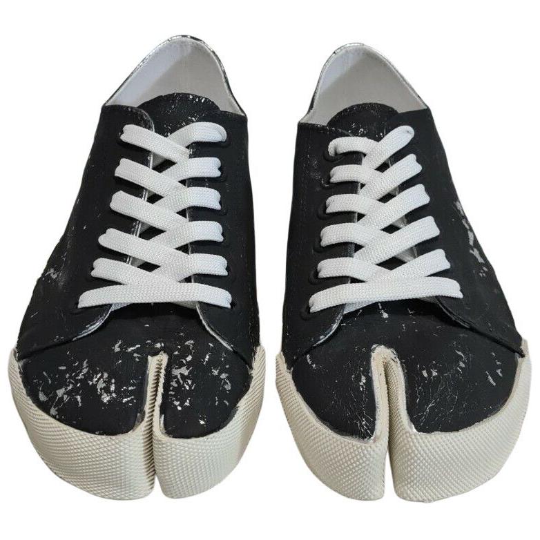 Shop (Women) Maison Margiela Tabi Low 'Black White' S58WS0110P3049H1145