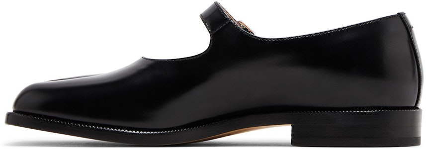 (W) Maison Margiela Tabi Mary-Jane 'Hitam' S39WL0119-PS679-T8013 Lookbook (W) Maison Margiela Tabi Mary-Jane 'Hitam' S39WL0119-PS679-T8013