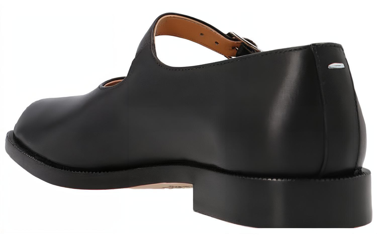 Shop (W) Maison Margiela Tabi Mary-Jane 'Negro' S39WL0119P3292T8013