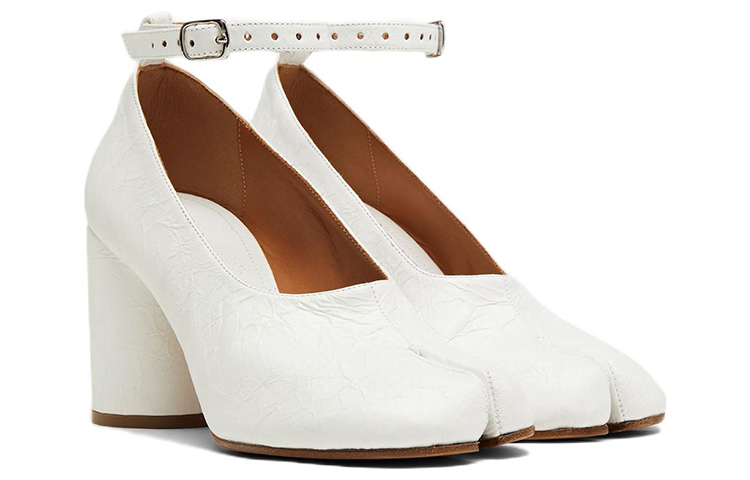 Shop (Women) Maison Margiela Tabi Mary Jane 'White' S34WL0021P4717T1003
