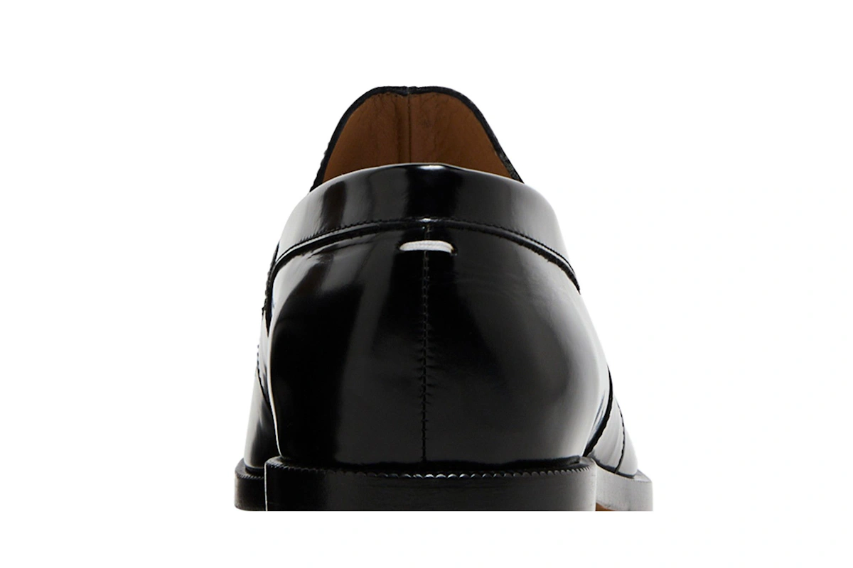 (Women) Maison Margiela Tabi Penny Loafers 'Black'