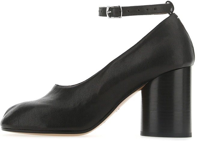 maison-margiela-tabi-pumps-black-women