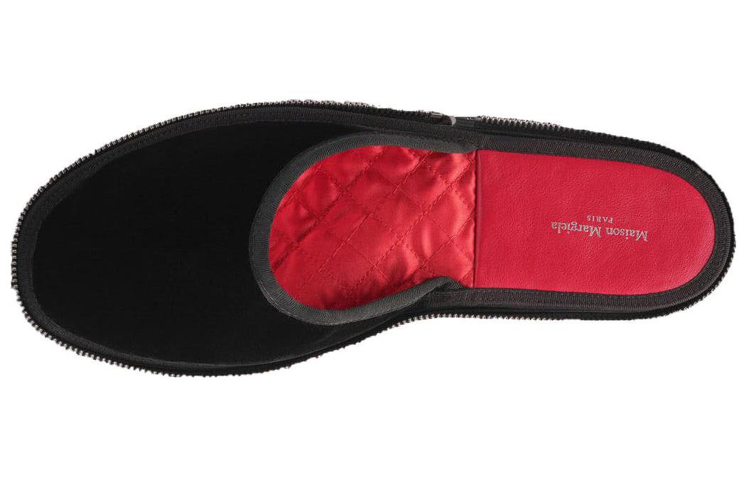 (W) Maison Margiela Tabi Slipper 'Black Leather'