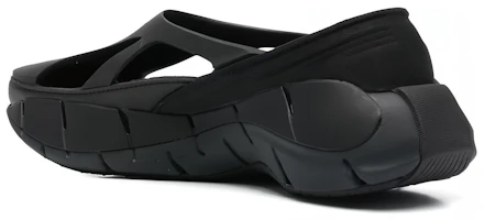Shop (W) Maison Margiela x Reebok Classic Leather Tabi 'Hitam' S58WS0205P4378T8013