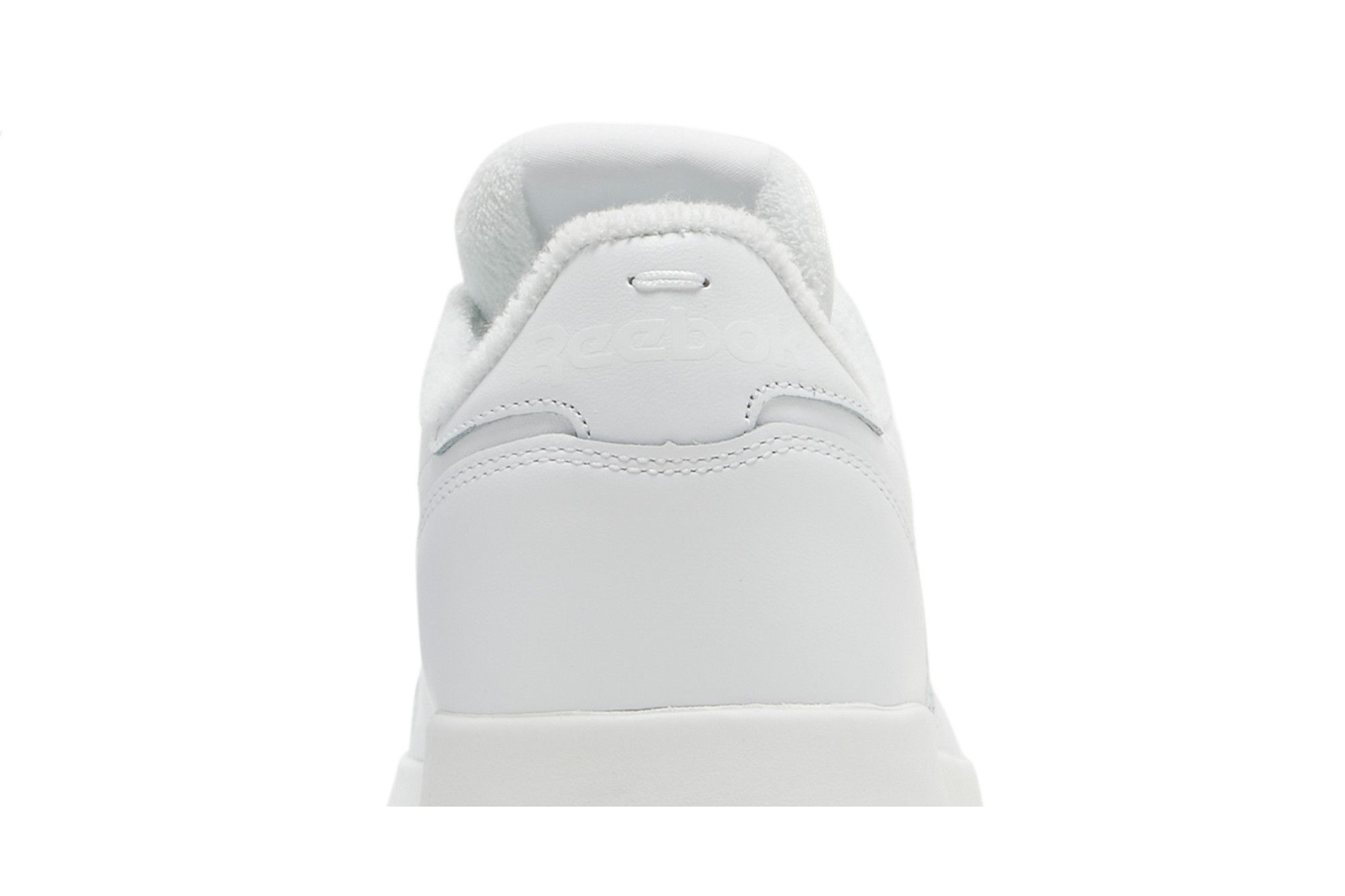 Sizing (W) メゾン マルジェラ x リーボック クラシックレザー タビ (白) S58WS0187-P4100-T1003