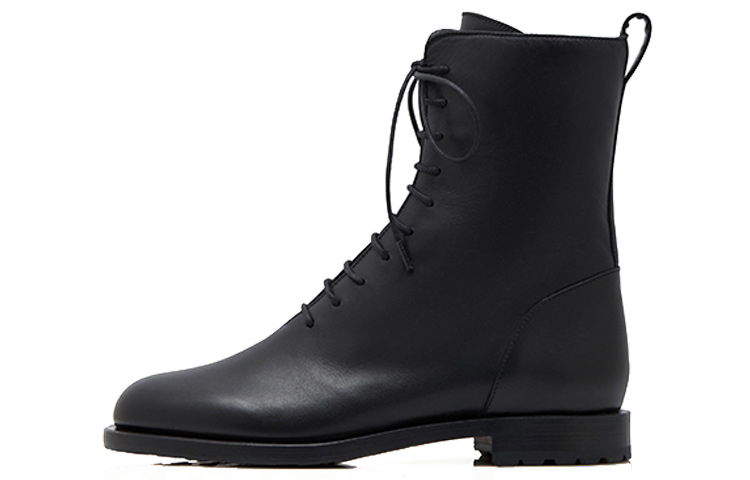 (W) Manolo Blahnik Ankle Boot 'Black Calfskin CMFT Lace-Up'