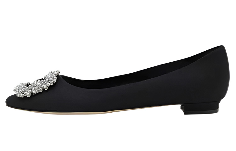 (W) Manolo Blahnik Flat 'Black Pearl Buckle'