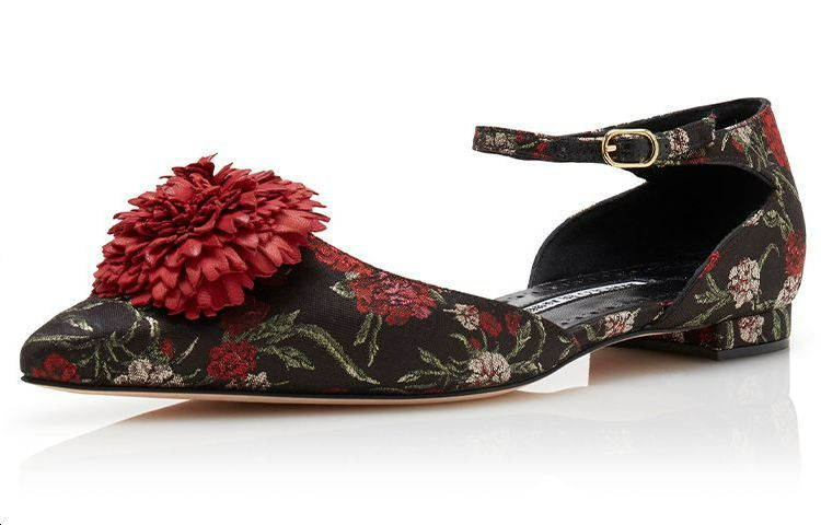 Lookbook (W) 마놀로 블라닉 플랫 "블랙 플로럴 자카드" 421-0982-0001