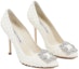 Lookbook (W) Manolo Blahnik Hangisi 105 'Satin Putih' 122-2036-YEMB