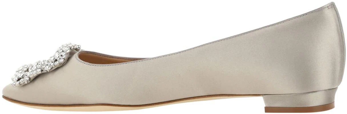 (W) Manolo Blahnik Hangisi 'Flat Beige' Sepatu Wanita 9XX-0347-0502 Lookbook (W) Manolo Blahnik Hangisi 'Flat Beige' Sepatu Wanita 9XX-0347-0502