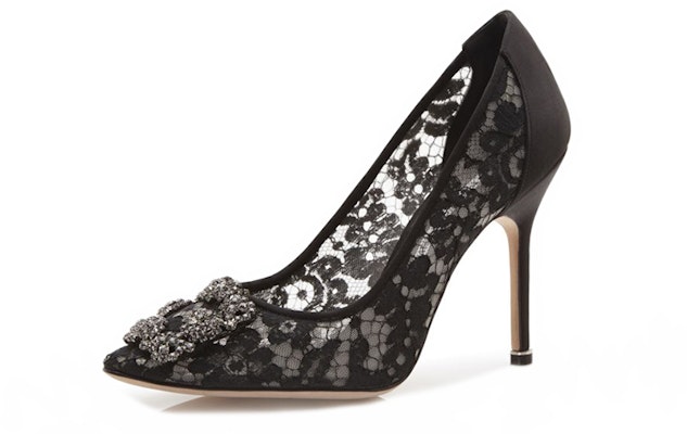 (W) Manolo Blahnik Hangisi 'Black Lace Crystal Buckle' - Hitam Lace Kristal Gesper 9XX-0698-0014 Lookbook (W) Manolo Blahnik Hangisi 'Black Lace Crystal Buckle' - Hitam Lace Kristal Gesper 9XX-0698-0014