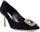 Lookbook (W) Manolo Blahnik Hangisi 'Satin Hitam' 319-0995-0015