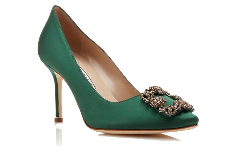 Lookbook (W) 마놀로 블라닉 항기시 그린 새틴 주얼 버클 323-2693-0001