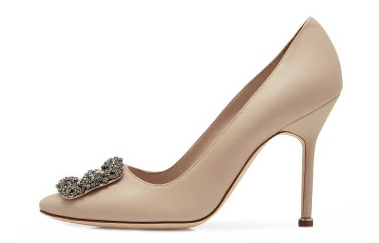 (W) Manolo Blahnik Hangisi 'Light Beige'