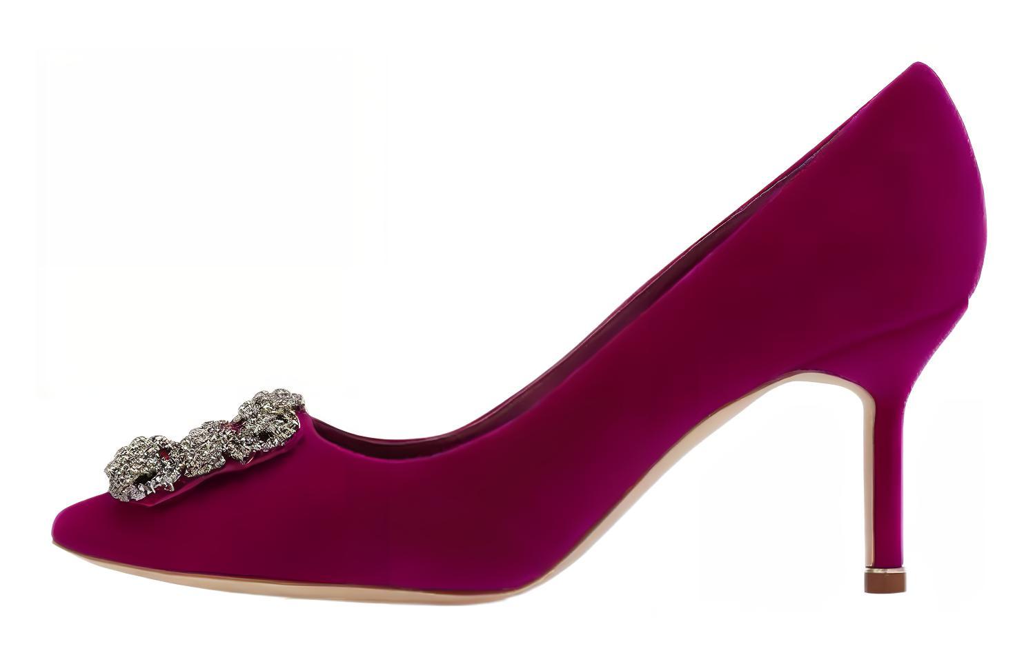 (W) Manolo Blahnik Hangisi 'Red Velvet'