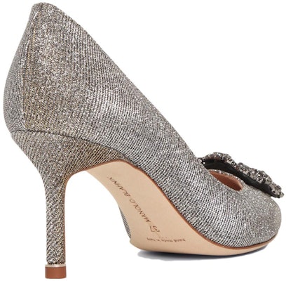 (W) Manolo Blahnik Hangisi 'Kain Perak Hujung Runcing' 9XX-0711-0015 Lookbook (W) Manolo Blahnik Hangisi 'Kain Perak Hujung Runcing' 9XX-0711-0015