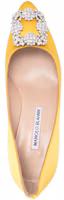 Shop MANOLO BLAHNIK Hangisi 皮革 尖頭套穿 細跟 高跟鞋 女款 黃色