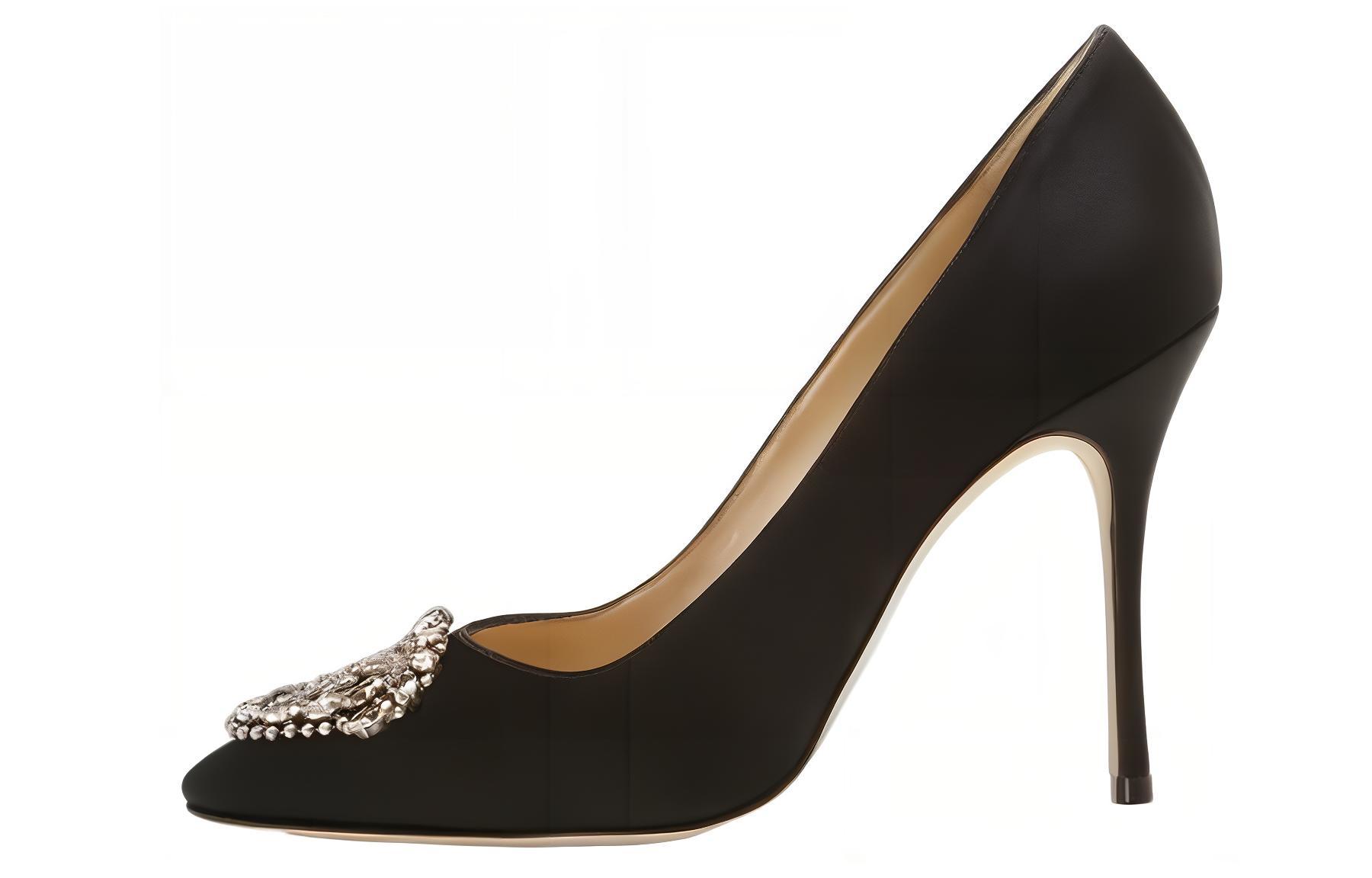 (W) Manolo Blahnik Hangisi High Heel 'Black Crystal Buckle'