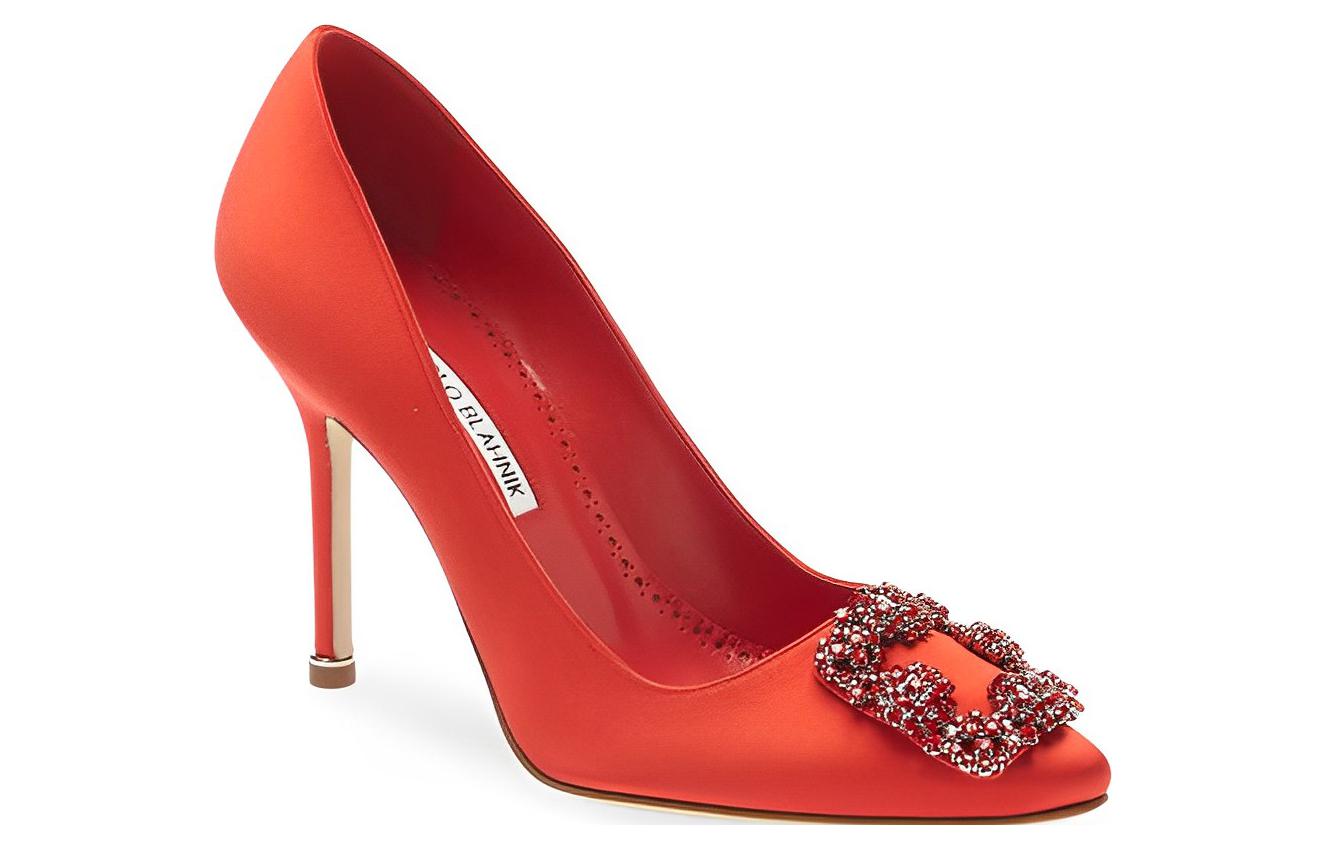 Lookbook (W) 마놀로 블라닉 항기시 레드 새틴 크리스탈 힐 9XX-0664-6049