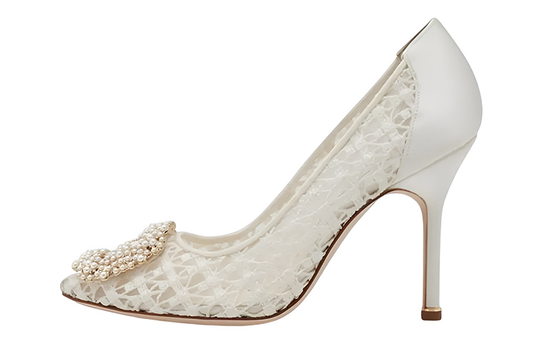 (W) Manolo Blahnik Lace Pearl Buckle High Heels 'White'