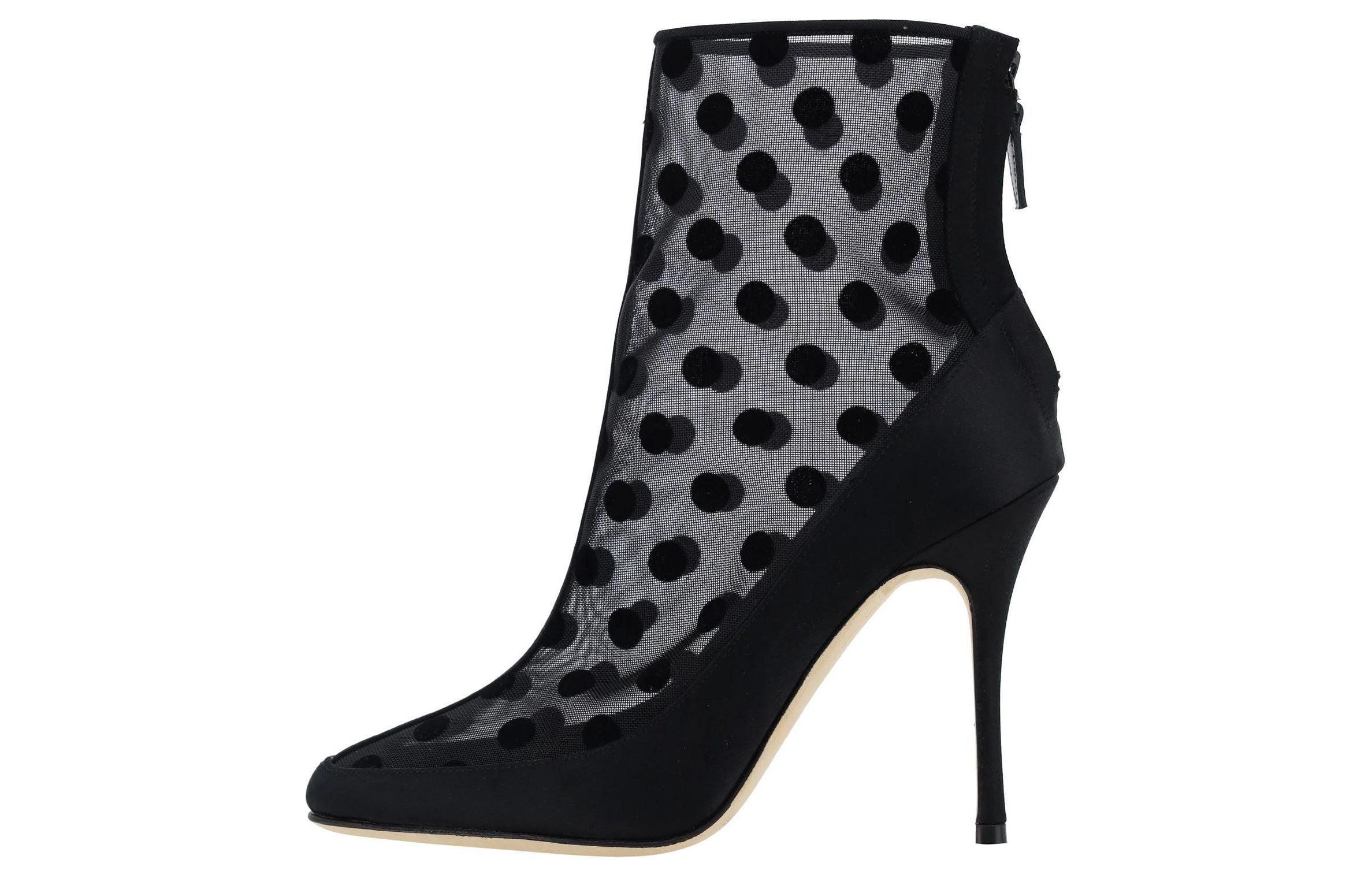 (Women) Manolo Blahnik Mukinka Boot 'Black Zip Pointed-Toe' 323-2496-0015