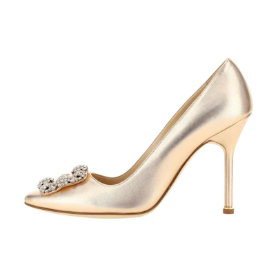 (W) Manolo Blahnik Pointed-Toe Stiletto 'Gold'