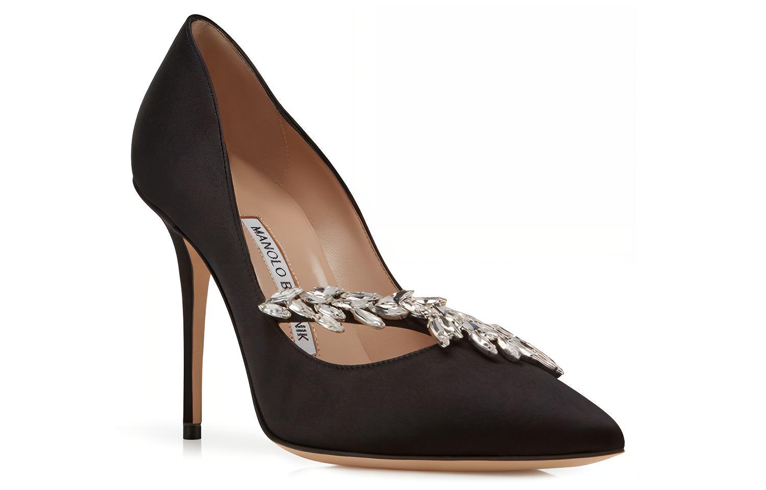 Lookbook (W) Manolo Blahnik Sepatu Hak Tinggi Lancip 'Hitam' 9XX-0369-0049