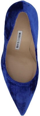 (W) Manolo Blahnik Sepatu Hak Tinggi Pointed-Toe Mule 'Biru Velvet' 323-2552-4326 Shop (W) Manolo Blahnik Sepatu Hak Tinggi Pointed-Toe Mule 'Biru Velvet' 323-2552-4326