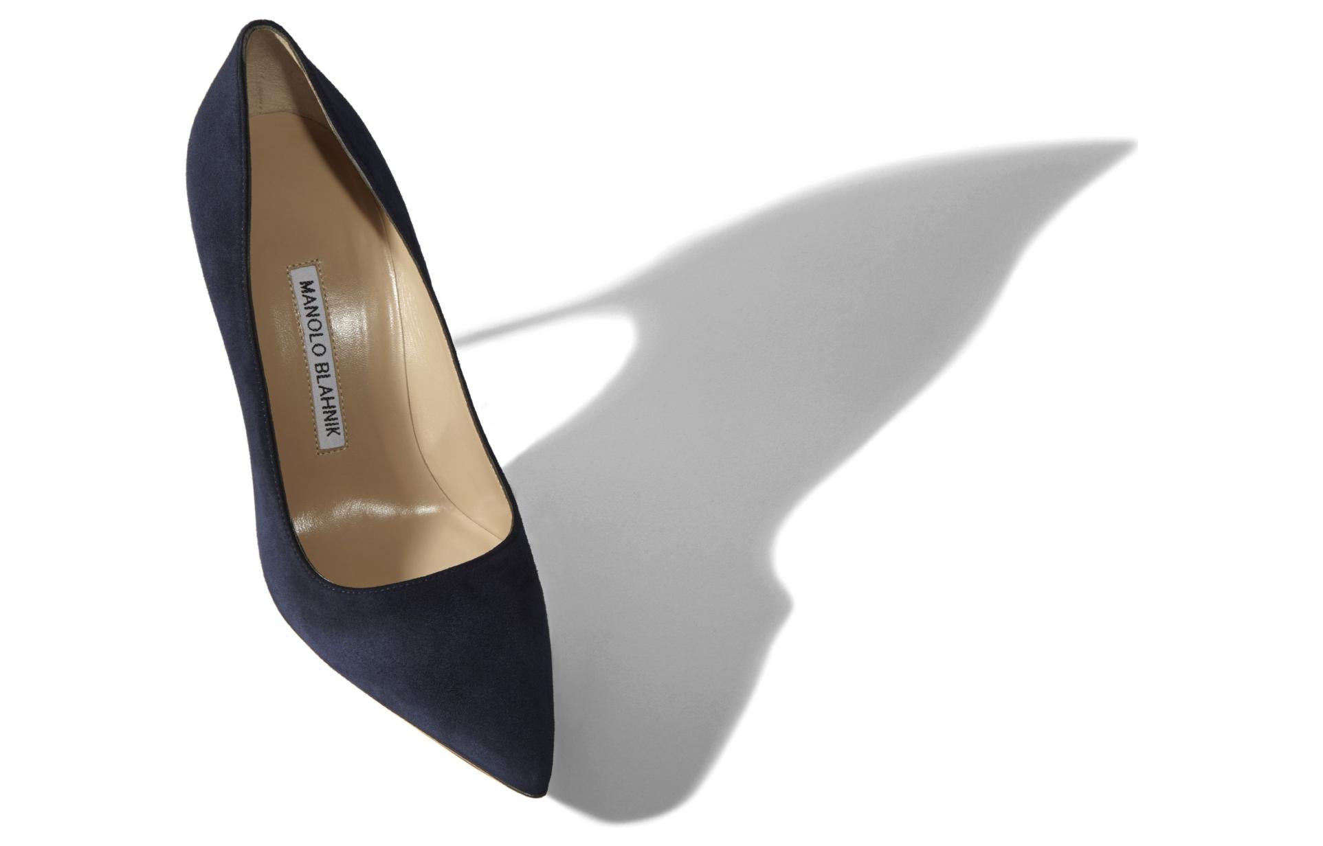 Shop (W) Manolo Blahnik Tacones Altos en Ante Azul Oscuro Punta Fina 9XX-0415-0014