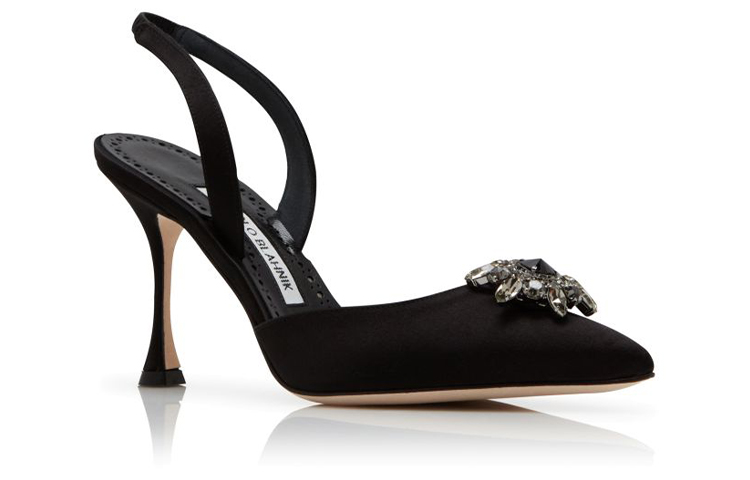 Lookbook (W) 마놀로 블라닉 주얼 블랙 새틴 버클 하이힐 321-1821-0009