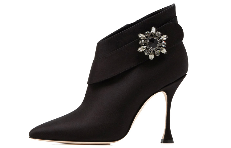 (W) Manolo Blahnik Satin Jewel Buckle High Heels 'Black'