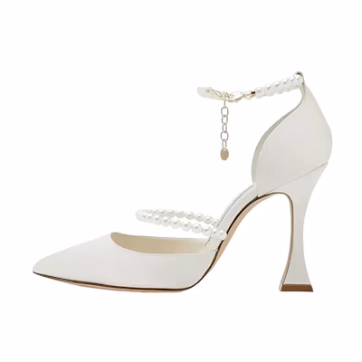 (W) Manolo Blahnik Satin Pearl Pointed Toe High Heels 'White'