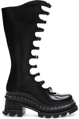 (W) Marc Jacobs x Dr. Martens Kiki Boot ''Black Buttero'' Hitam 42757001 Buy (W) Marc Jacobs x Dr. Martens Kiki Boot ''Black Buttero'' Hitam 42757001