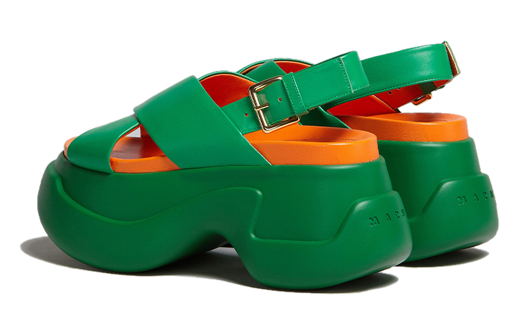 Shop MARNI 小牛皮 搭扣厚底時尚涼鞋 女款 綠色